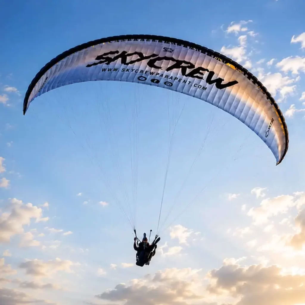 SkyCrew Parapent: vols en parapent per a totes les edats i condicions físiques